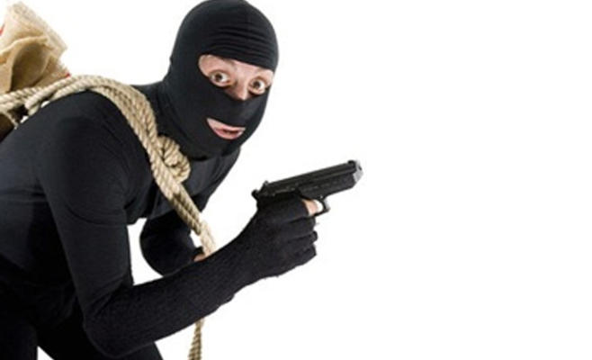 سطو مسلح على صيدلية في إربد