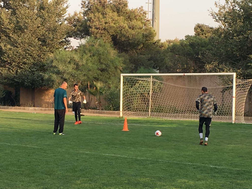 المنتخب الوطني للكرة يبدأ تدريباته بـ