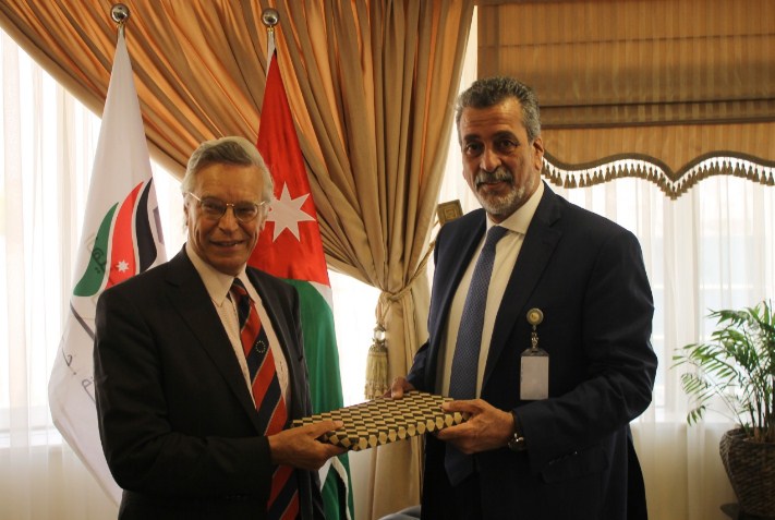 المستقلة للانتخاب واللجنة الانتخابية المركزية الهولندية