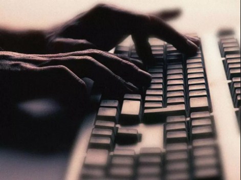 ارتفاع نسبة مدمني الانترنت بين طلبة