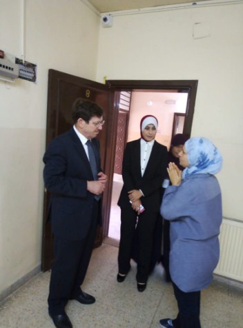 الشياب يوعز بنقل مركز صحي القويسمة