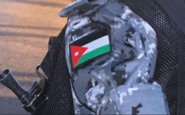 القبض على اربعة أشخاص بحوزتهم مواد