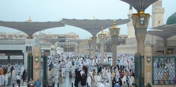 السعودية.. تحقيق في سقوط السور الخارجي