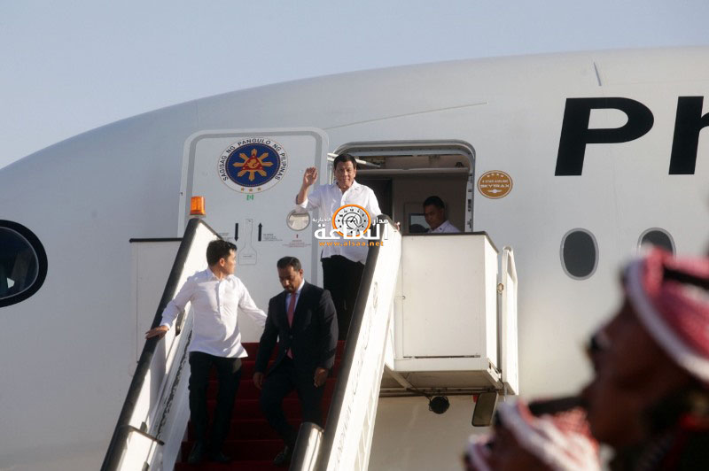 الرئيس الفلبيني يغادر المملكة