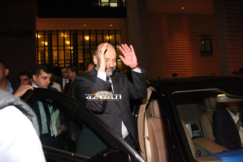 الرزاز: لم اقدم الاستقالة ولن استسلم