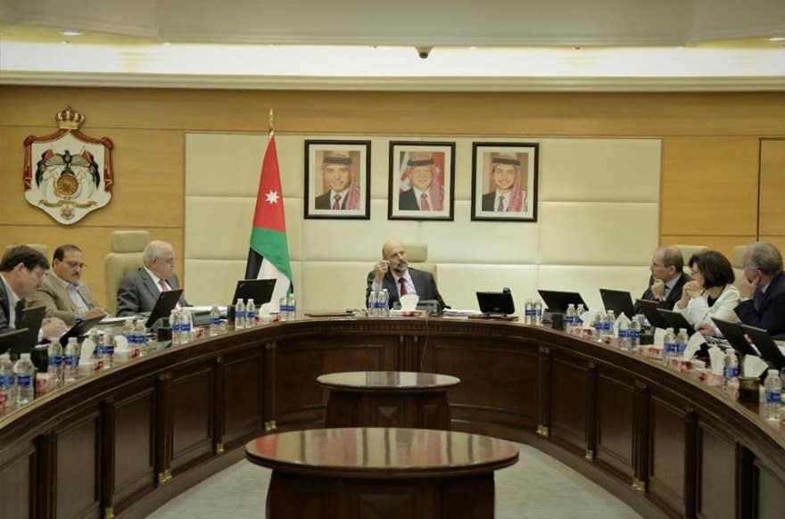مجلس الوزراء يناقش مسودة مشروع المعدل