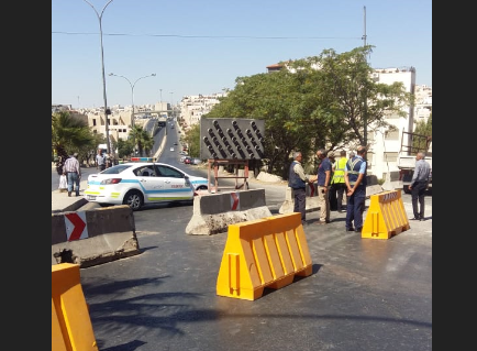 إغلاقات وتحويلات مرورية في عمّان (صور)