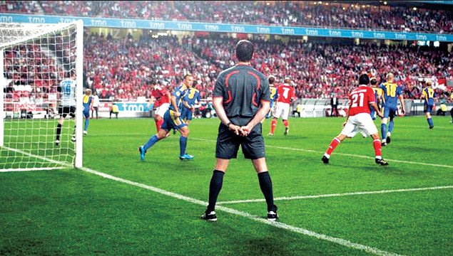 الاتحاد الآسيوي يستعين بحكام إضافيين في