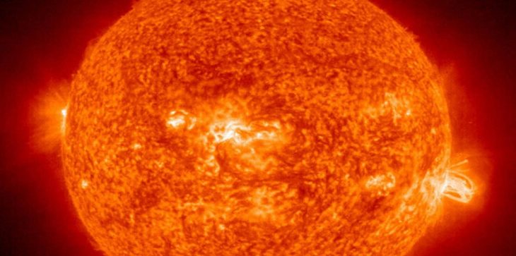 تضر مصادر الطاقة.. عاصفة شمسية تضرب