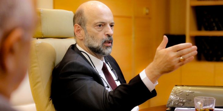 الرزاز: لا يوجد في العالم تشريع