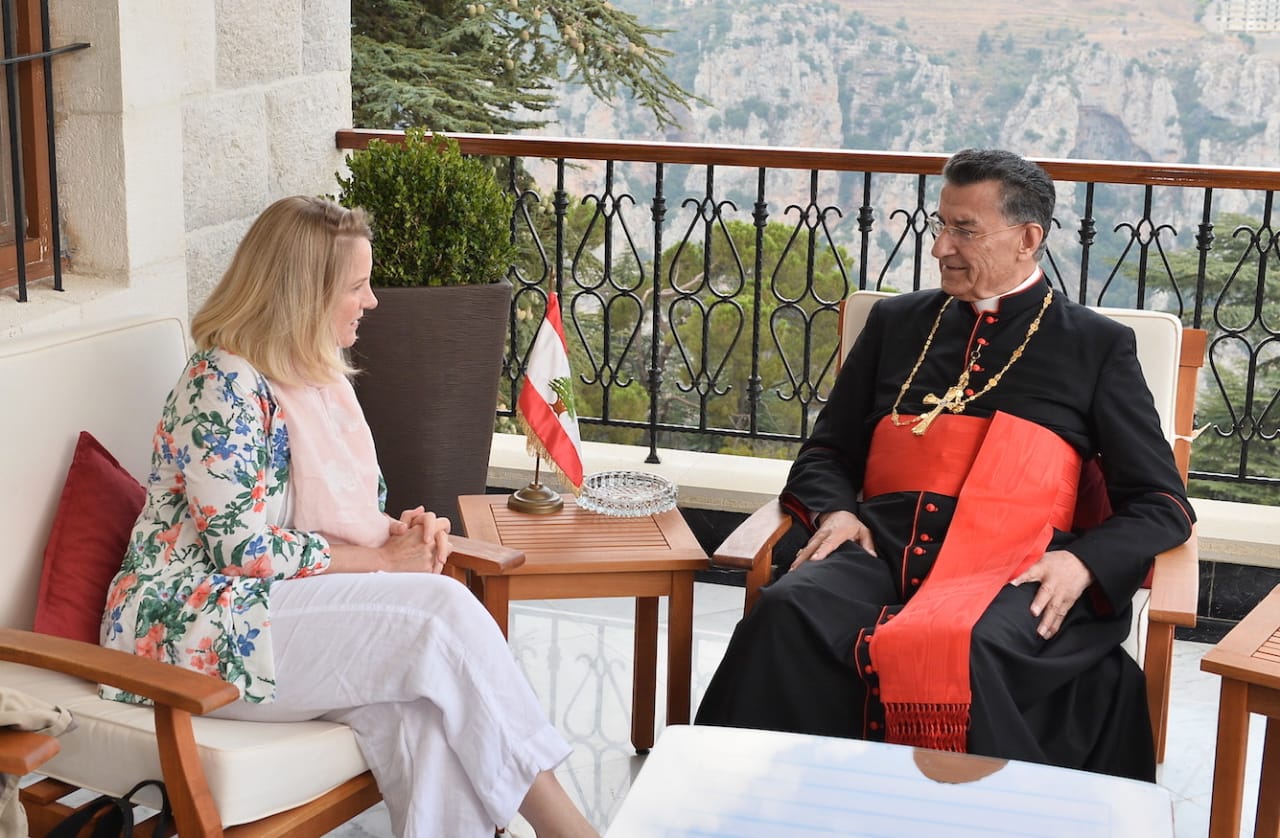 الراعي والسفيرة ترايسي يستعرضان أوضاع اللبنانيين