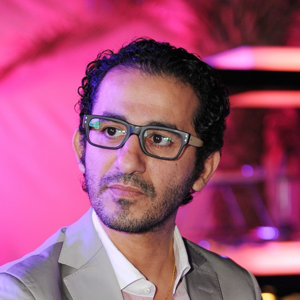 أحمد حلمي ومني زكي ودنيا سمير