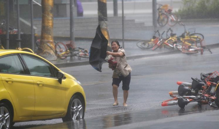 ارتفاع حصيلة قتلى إعصار «مانغكوت» في