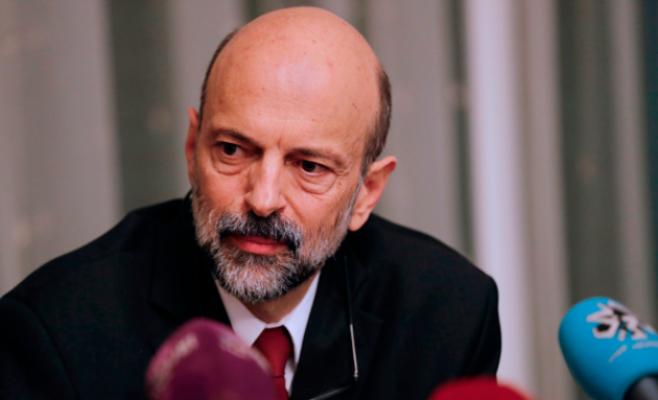 الرزاز: ما يواجهه الوزراء في المحافظات