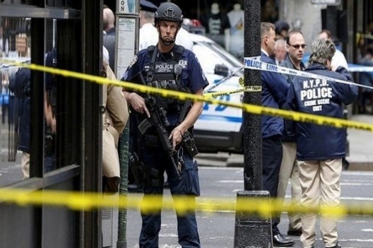 وسائل إعلام أمريكية: قتلى وجرحى بإطلاق