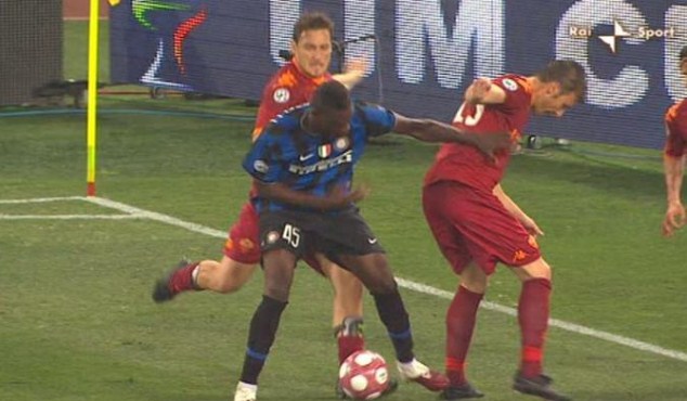 توتي يتحدث عن سبب اعتزاله وتعمده