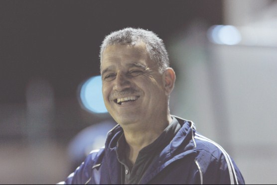 الوحدات يقبل استقالة جمال محمود ويعين