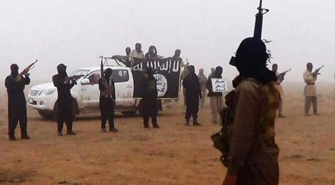 هروب أربعة قادة من ’داعش’ من