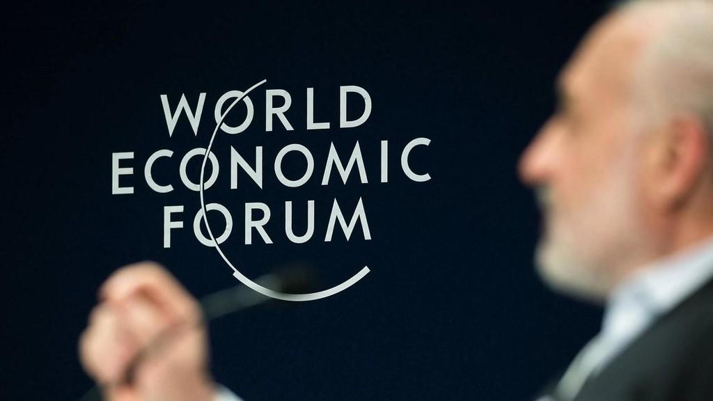 عقد الدورة 17 للمنتدى في البحر