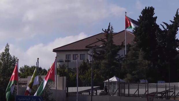 الحكومة تقر مشروعي قانوني (الكسب غير