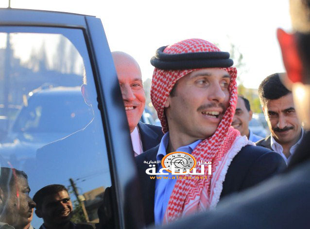 مكالمة هاتفية من السفارة الأميركية في