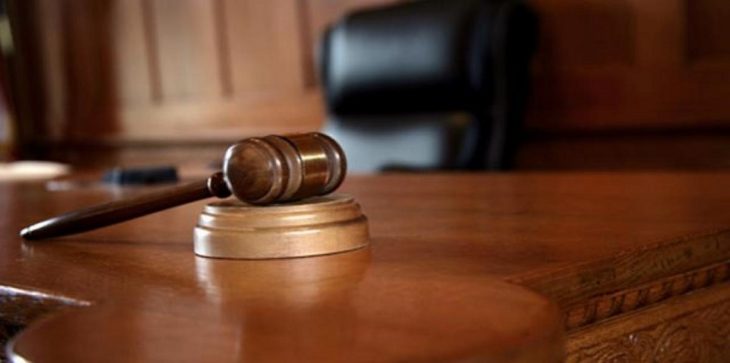 السجن 15 عاما لعراقي عرض ابنته