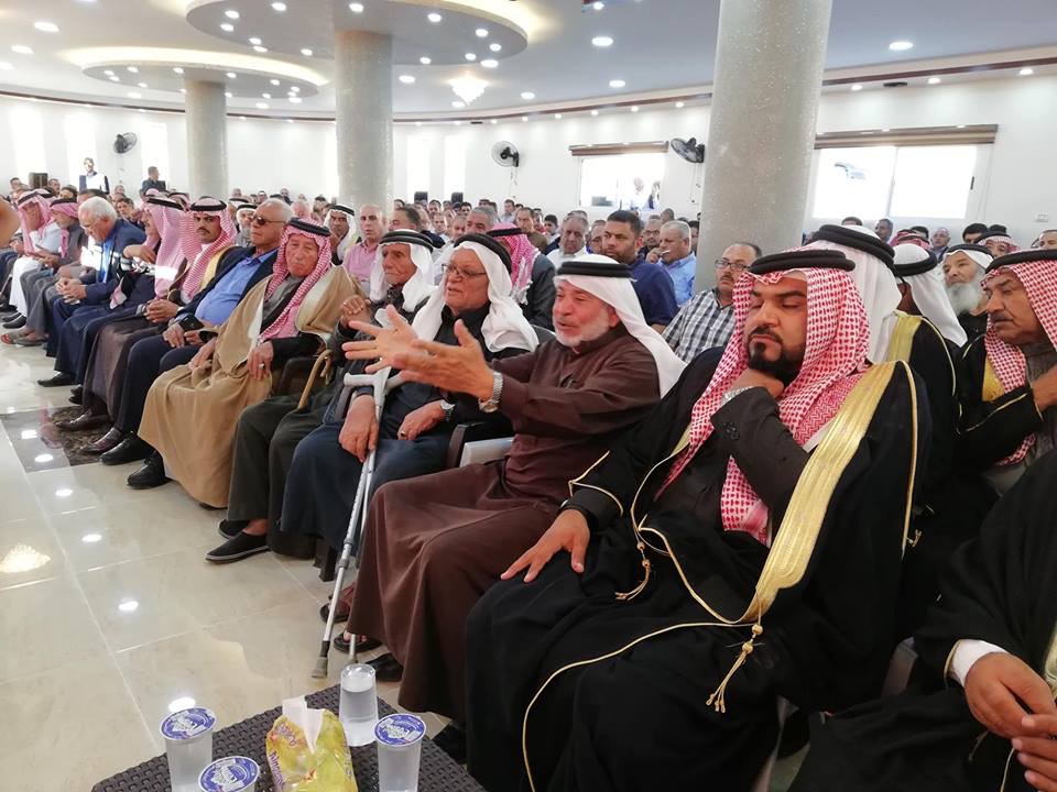 عطوة عشائرية بين الهلالات والخرابشة (صور)