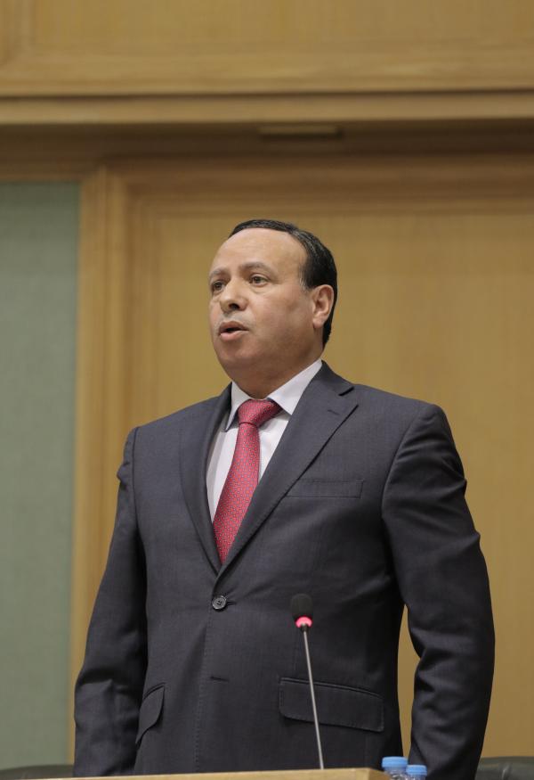 النائب الفايز: صوتت برد قانون الضريبه