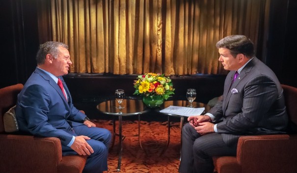 الملك: داعش هزمت في سوريا والعراق