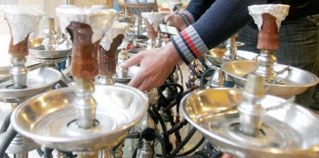 الأمانة تنسب بإغلاق 27 مقهى لمخالفة