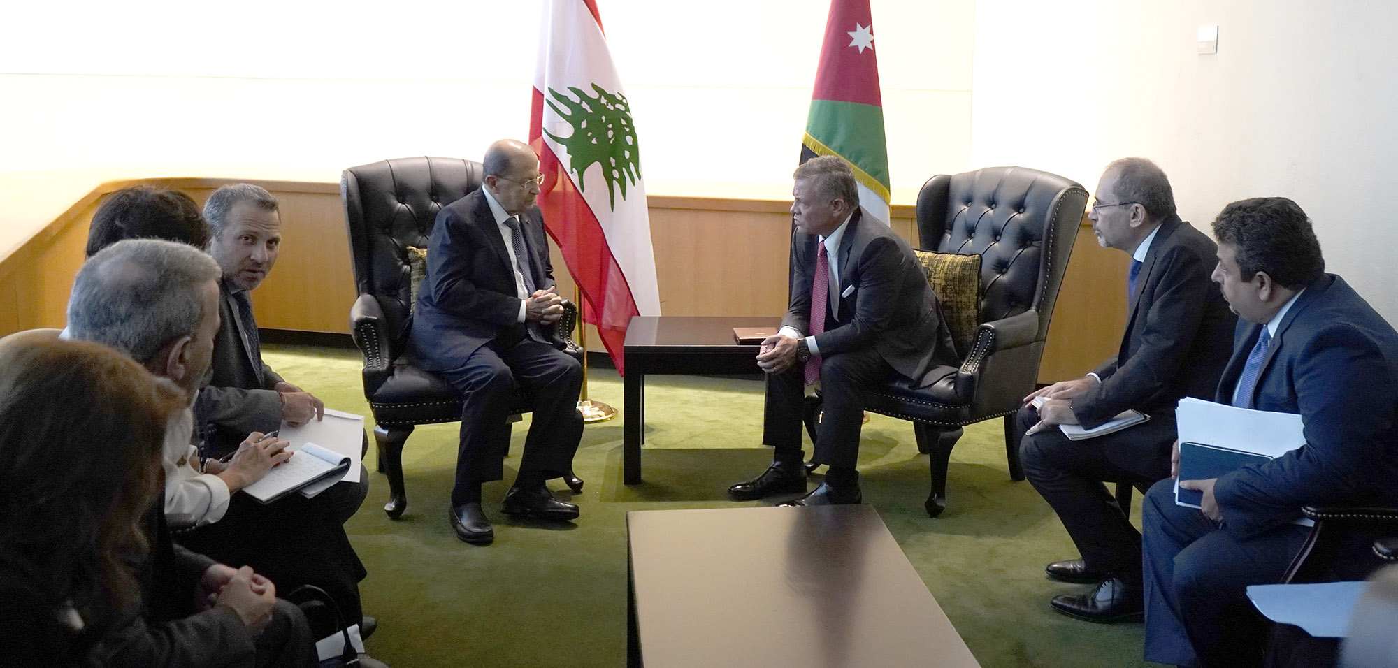 الملك يبلغ الرئيس اللبناني: هناك عوائق