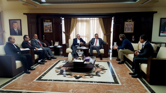 عمان الأهلية وجامعة ساندرلاند البريطانية تبحثان