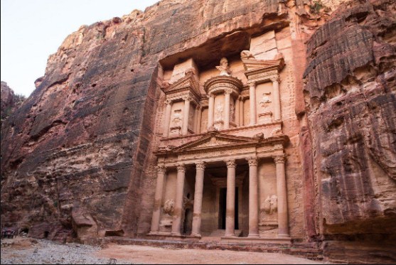 ارتفاع زوار البترا بنسبة 27 %