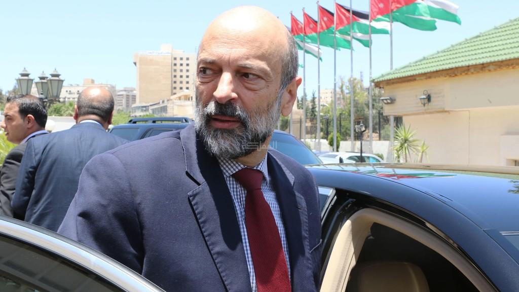 الرزاز: انتقاد سياسات الحكومة حق لكل