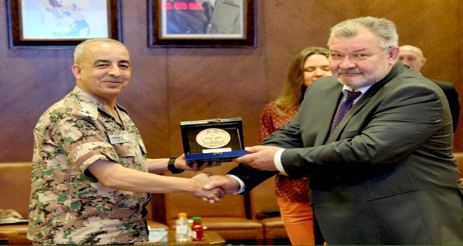 توقيع محضر التعاون العسكري الفني بين