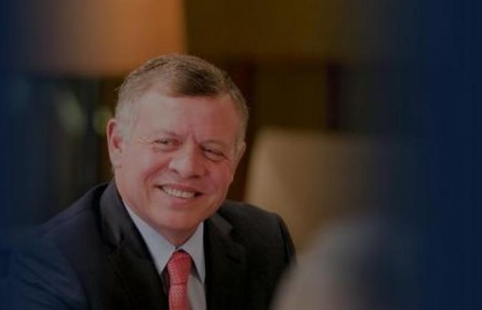 الملك يهنئ المعلمين عبر تويتر: المعلم