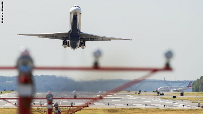 التوتر بين شركات الطيران الأمريكية والخليجية