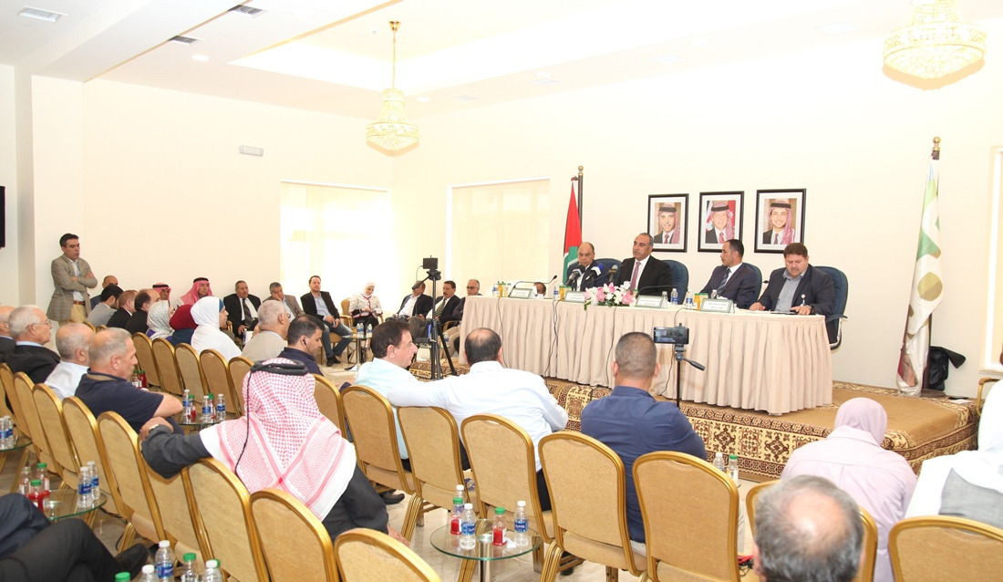 الشواربة : حلول مرورية بكلفة 3