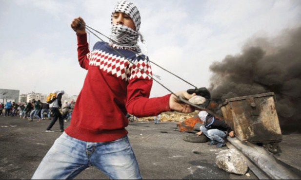 شهيدان وعشرات الاصابات برصاص الاحتلال شرقي