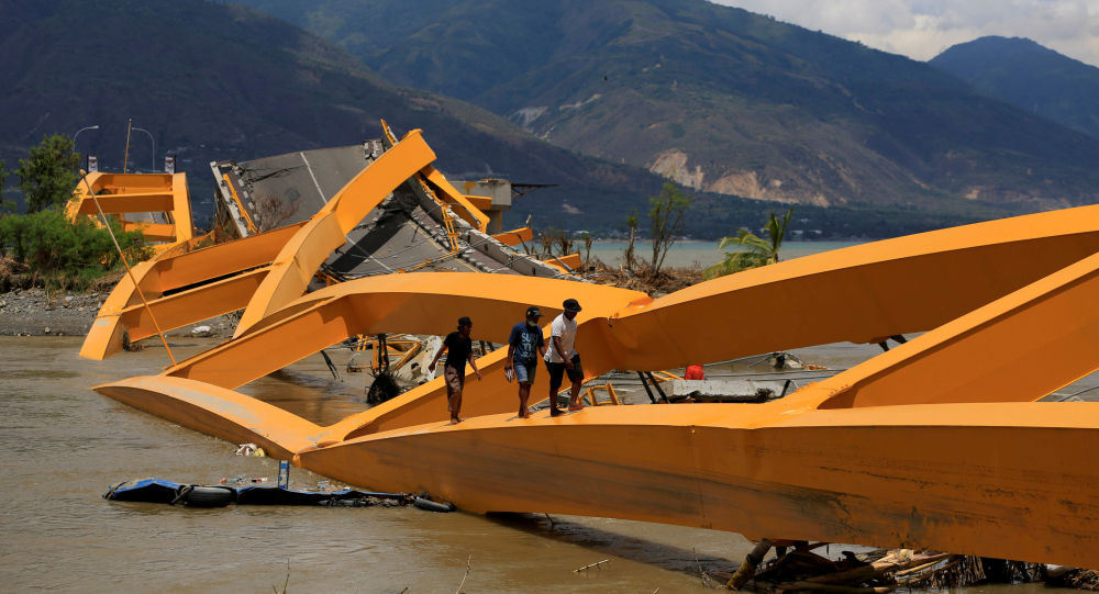 السيول تقتل 11 طفلا في إندونيسيا