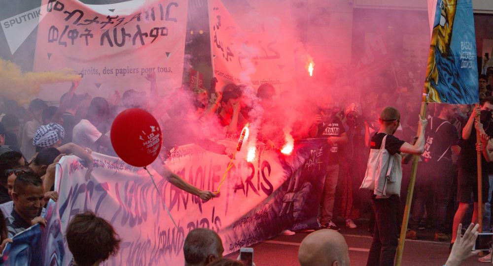 150 ألف شخصا يتظاهرون في ألمانيا