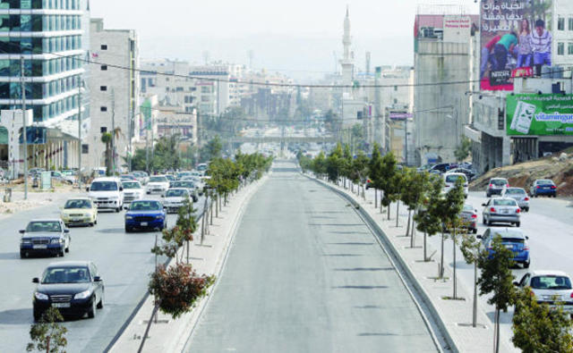 تحذير من انهيار جبلي في شارع