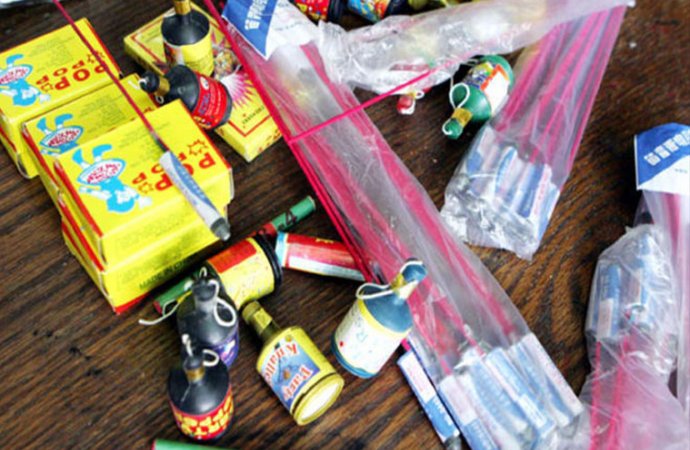 إحباط تهريب ألعاب نارية في العقبة