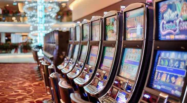 الهاكرز يسرقون أكثر من نصف مليون