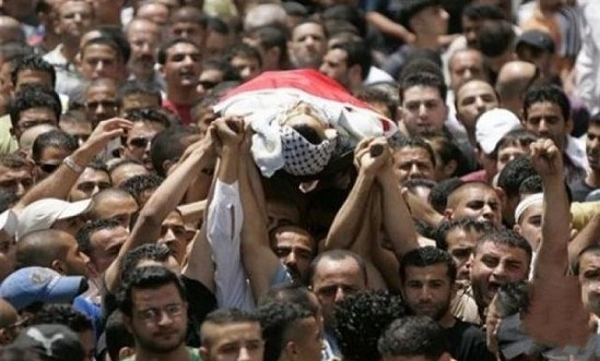 استشهاد شاب فلسطيني جراء قصف طائرات