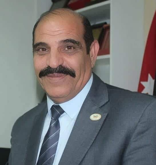 العدوان يعلن الفائزين بجوائز اتحاد الكتاب