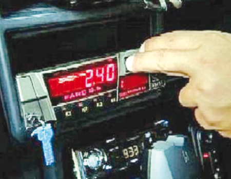 شغل عدادك .. حملة لاجبار سائقي