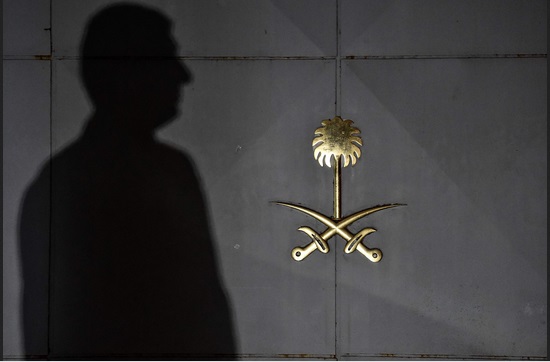 ترامب: لم يعرض أحد على بومبيو