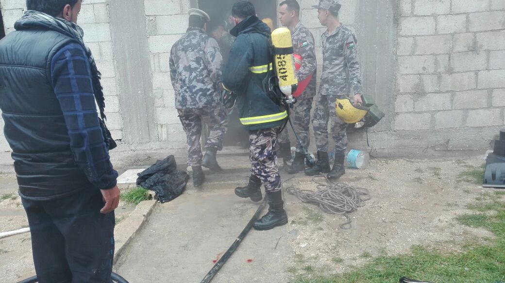 وفاة طفل وإصابة أخر اثر حريق