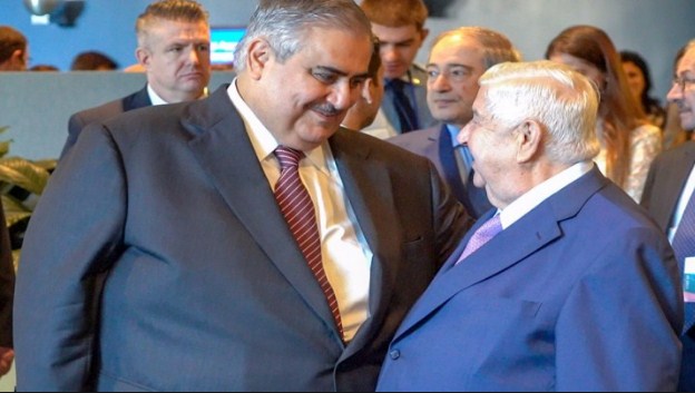 وزير خارجية البحرين يكشف عن حقيقة